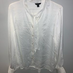 RW&CO white long sleeve silk blouse